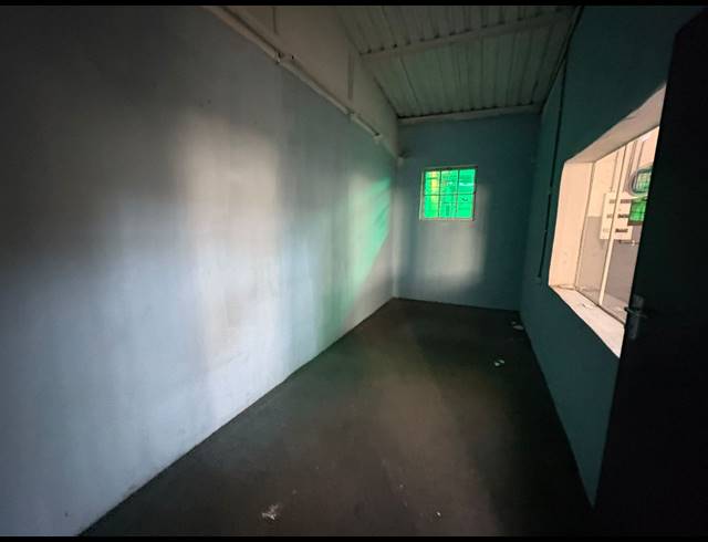 360M² WAREHOUSE TO LET IN INDUSTRIA NORTH